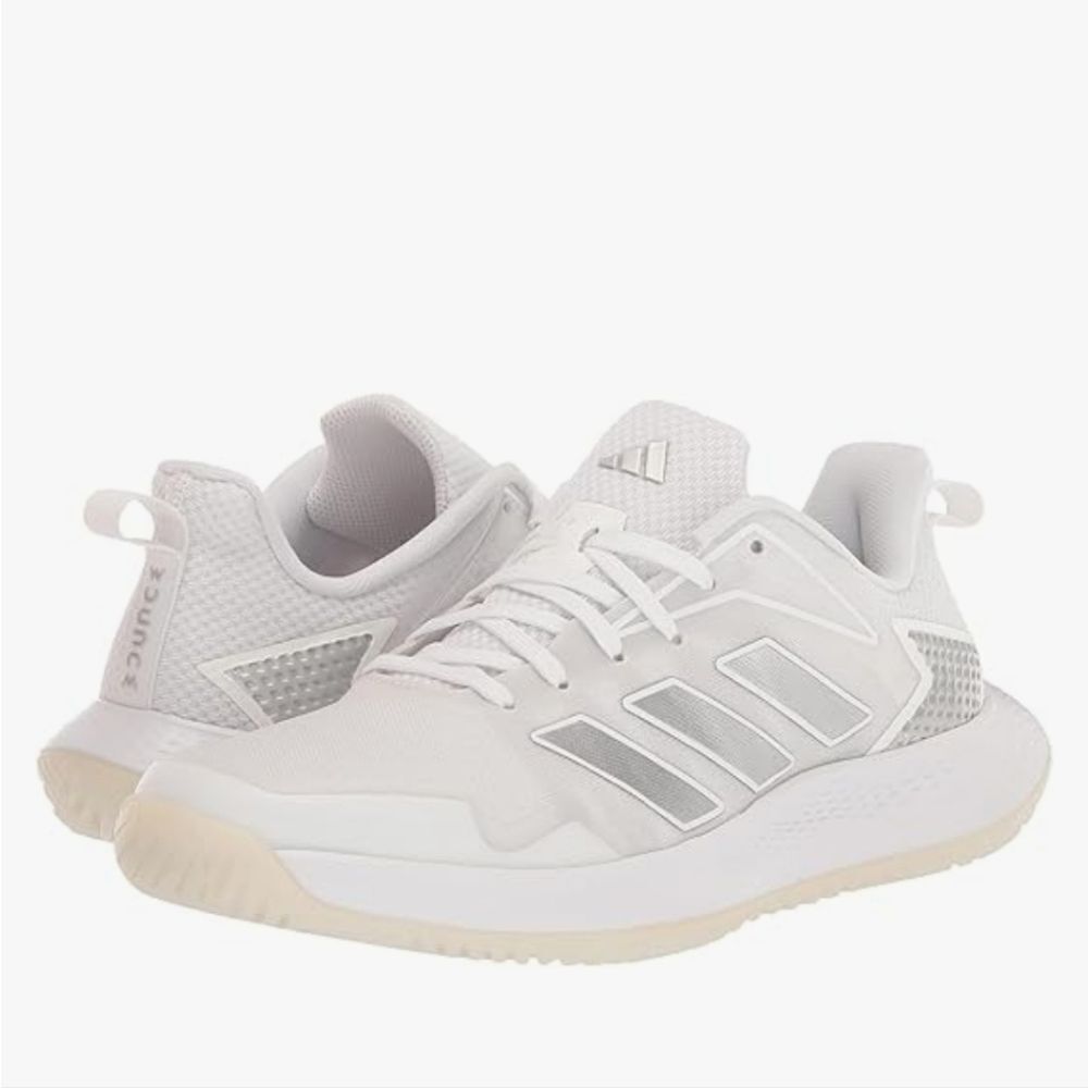 Adidas Defiant Women's Speed Sneaker Size 8 - Picture 3 of 10
